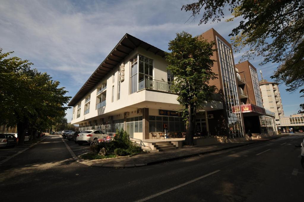 Hotel Royal Spa Banja Koviljača Kültér fotó